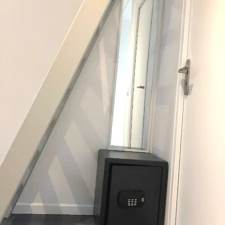 L'ideal 9 Apartment